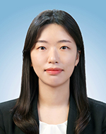 저자 사진