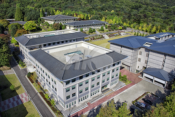 종합연구동 전경