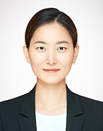 저자 사진