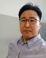 저자 사진