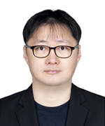 저자 사진