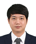 저자 사진